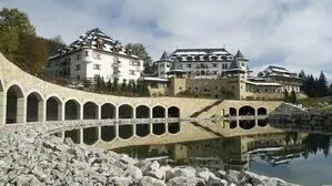 Das Schlosshotel in Kitzbühel rückt in den Fokus der Öffentlichkeit