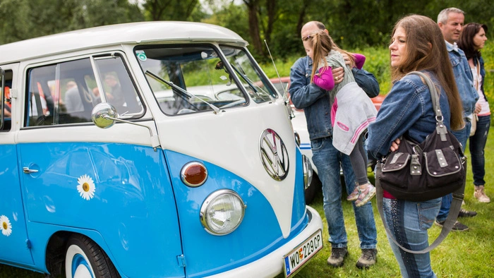 Rund 1000 Besucher strömten am Sonntag zum Frühschoppen des 1. Puch und Oldie Clubs St. Paul.