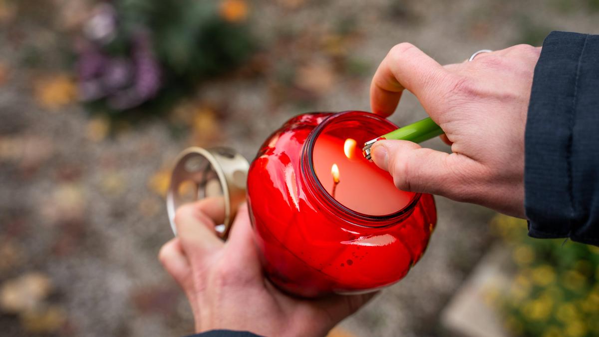 In Lienz werden Trauernde zu einem begleiteten Friedhofsspaziergang eingeladen