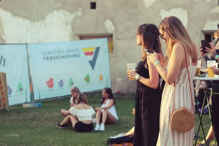 um auf alte Bekannte zu treffen, bei lauschiger Musik zu entspannen ...