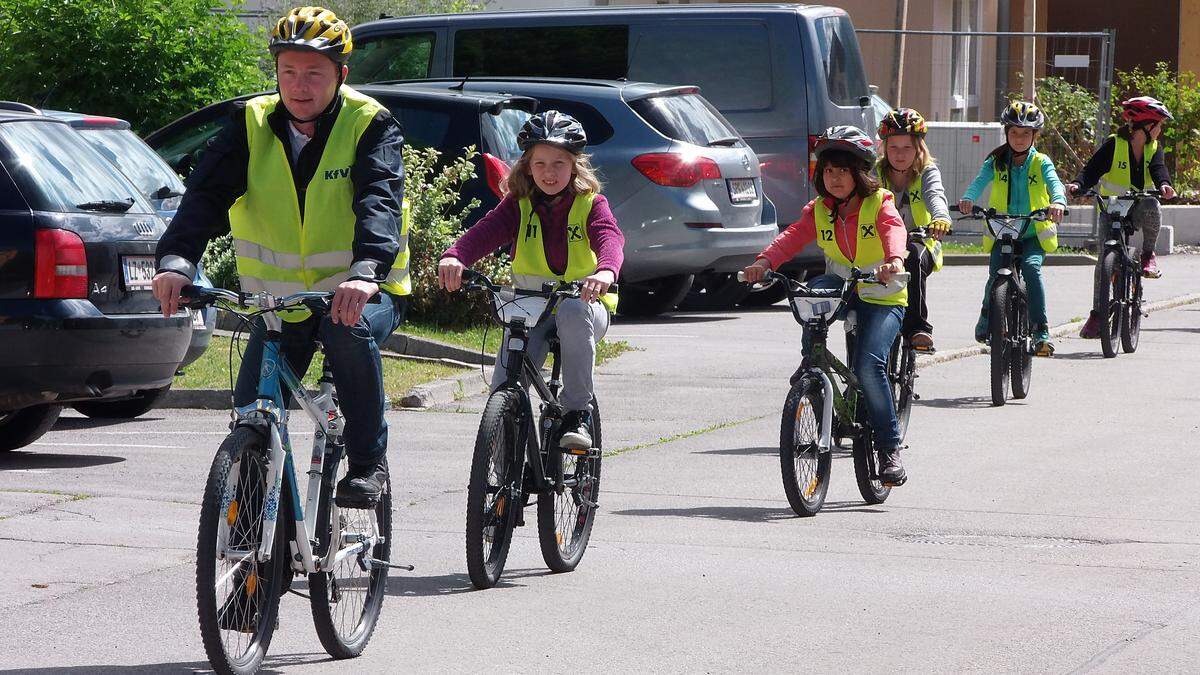 Fünf Kinder aus der Weststeiermark, die häuslich unterrichtet werden, können derzeit nicht an der Fahrradprüfung teilnehmen