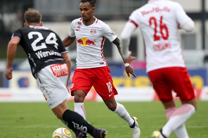 . . . ÖFB-Teamspieler Valentino Lazaro brachte die Salzburger mit 1:0 in Führung.