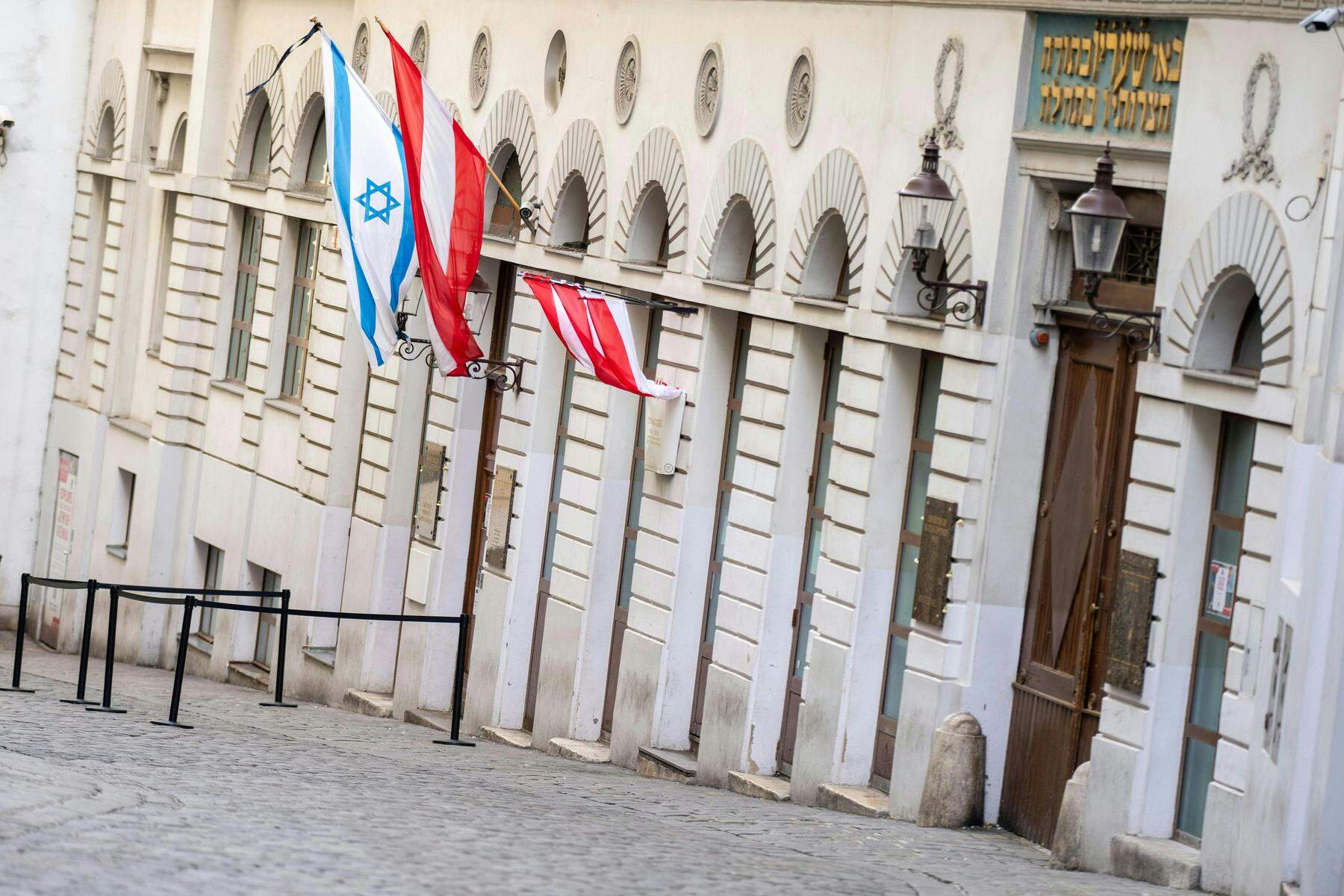 Nach Fahnen-Vorfall  Überwachung für Wiens Synagoge ausgeweitet
