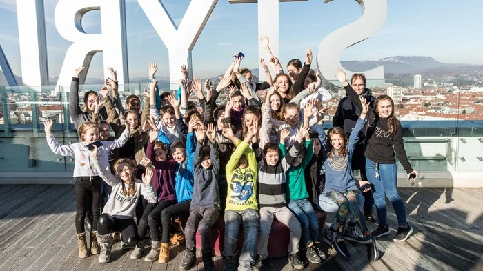 #run2sun sorgt nicht nur für Bewegung, das Projekt wartet auch mit tollen Preisen, wie einer Führung durch das Styria Media Center, auf