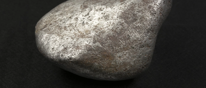 Der Eisen-Meteorit, der 2021 in der Umgebung von Innsbruck entdeckt wurde, ist der erste wissenschaftlich bestätigte Fund in Österreich