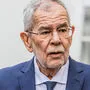 Alexander Van der Bellen  