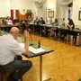 Mit Sorge blickt der Gemeinderat Bad Radkersburg in die Unterlagen zur finanziellen Situation.