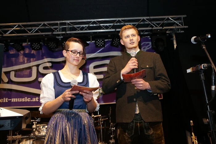 Obmann Johannes Steinkellner und Mädlleiterin Anja Rieger begrüßten die zahlreichen Gäste.