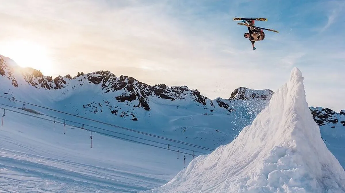 Gerade bei angesagten Winter-Sportarten fehlt ambitionierten SportlerInnen meist die nötige Erfahrung sowie Ausrüstung. Damit geht ein hohes Verletzungsrisiko einher 