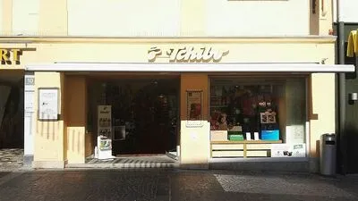 Tchibo-Eduscho am Hauptplatz