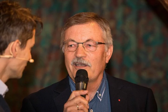 Altbürgermeister Alfons Arnold im Gespräch mit Moderator Thomas Cik