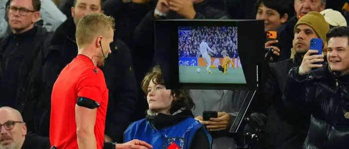 Video-Referees sollen künftig noch mehr Befugnisse haben