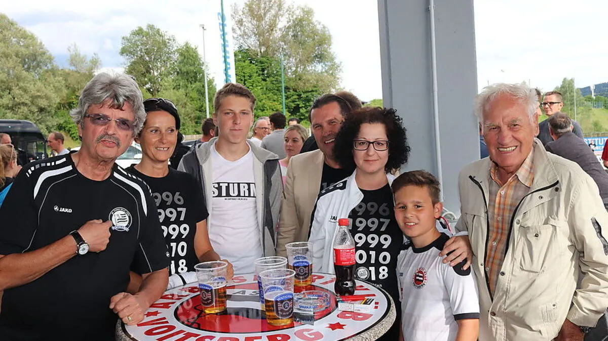 Rund 1500 Zuschauer kamen zum Benefizspiel zwischen dem ASK Voitsberg und Sturm Graz 