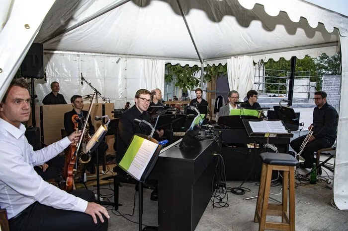 Alois Lugitsch dirigierte das Musical Orchester Philharmonia Steiermark