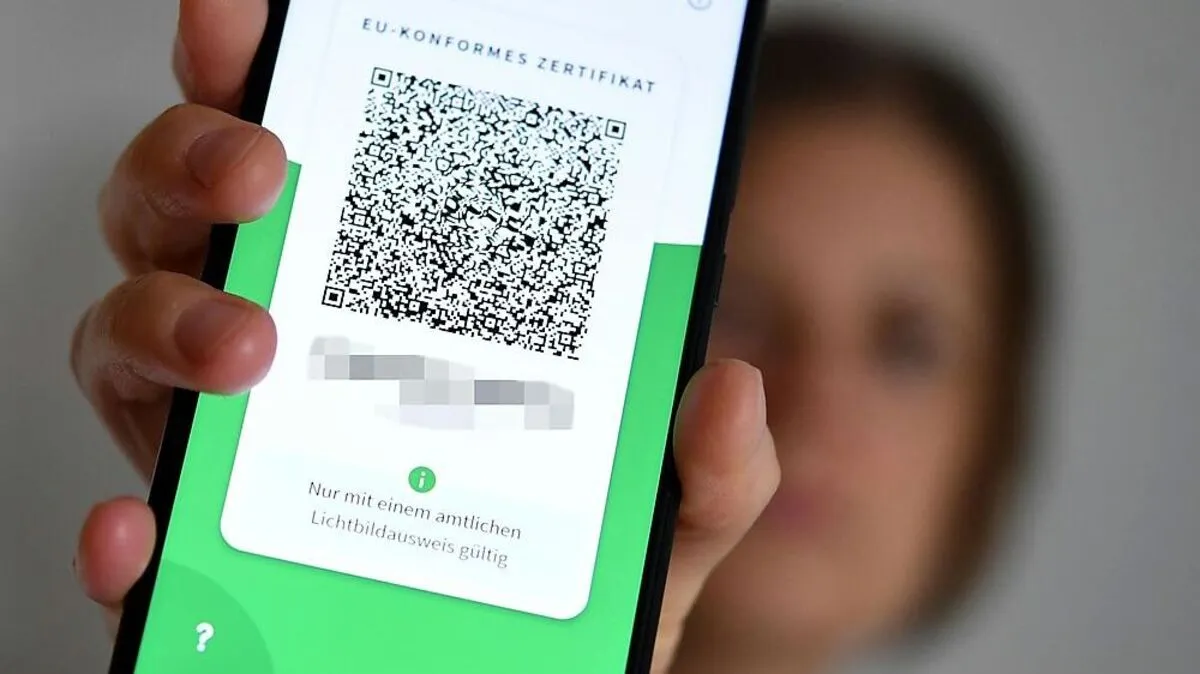 Die Mutter übermittelten einen QR-Code an das Krankenhaus - der Sohn war jedoch nicht geimpft