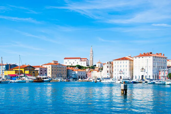 Alleine in und rund um die pittoresken Küstenorte Portorož und Piran im Südwesten Sloweniens kann man sich sieben Veranstaltungen dieser Art munden lassen.