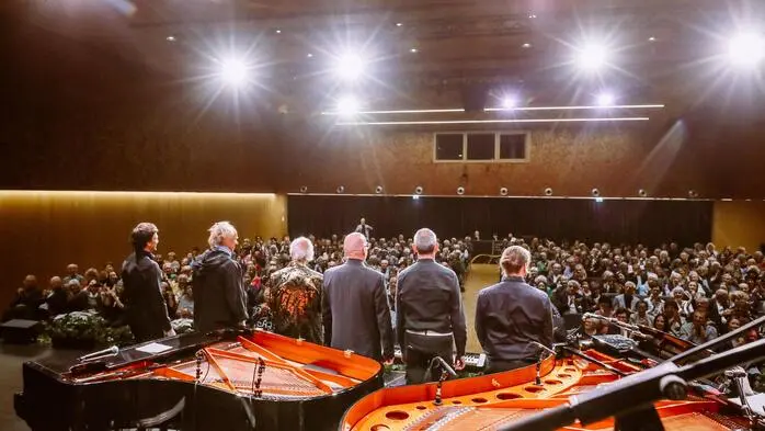 „Piano Unlimited“, ein Abend der die Schranken der klassischen bzw. barocken Musik zum Jazz und Pop durchbrach.
