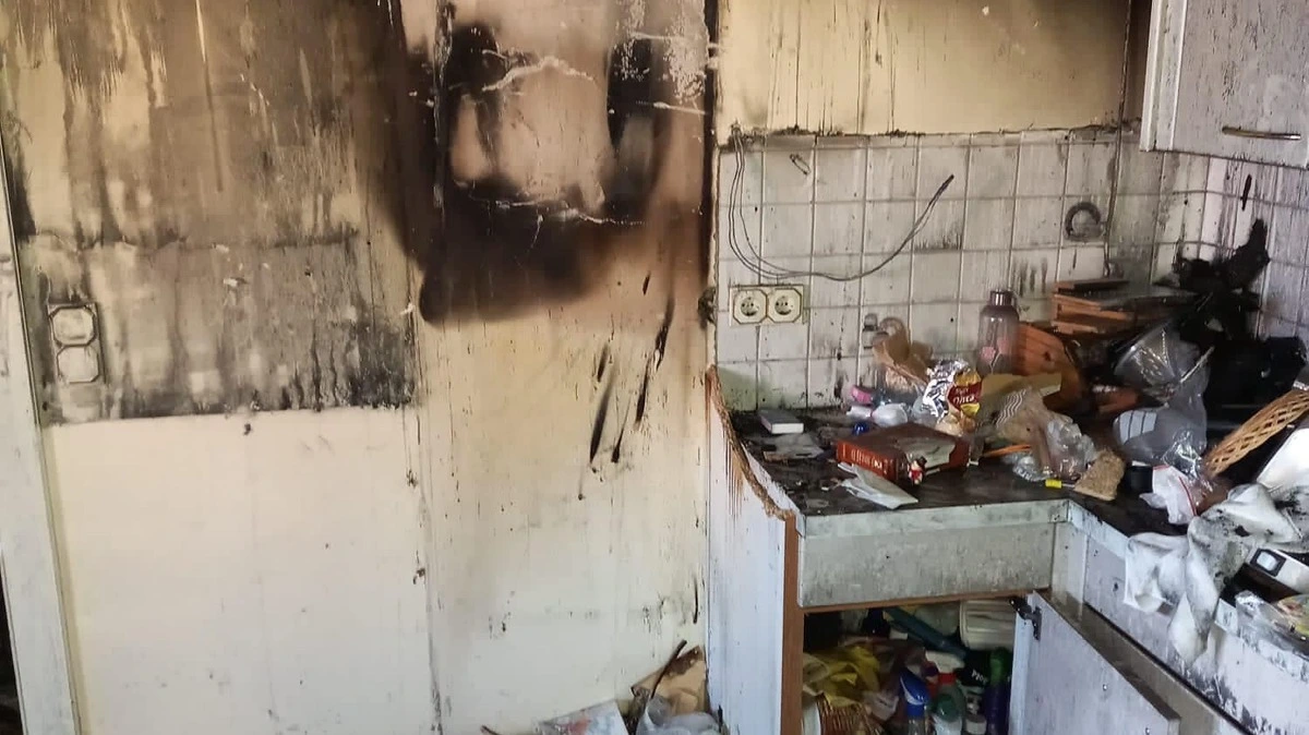 Küche wurde vollständig vernichtet