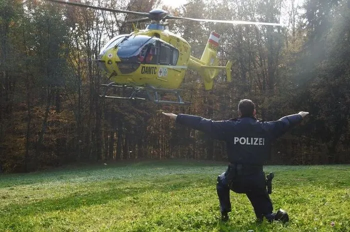 Auch der Rettungshubschrauber C 16 war im Einsatz.