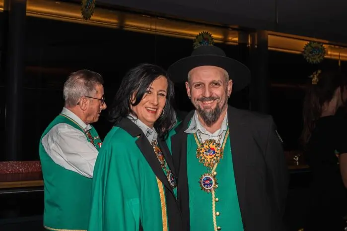 Strahlende Gesichter vor und nach der Sitzung