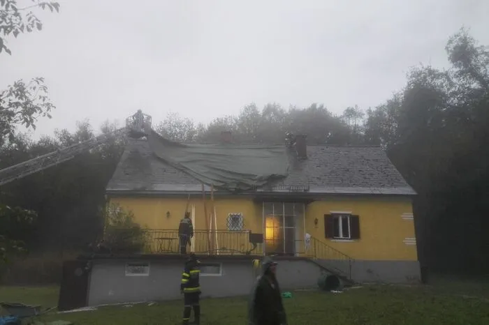 In Labuttendorf (Gemeinde St. Veit in der Südsteiermark) wurden Dächer teilweise abgedeckt.