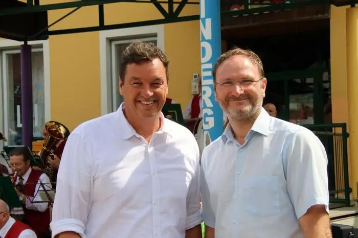 Bürgermeister Jochen Bocksruker (Bärnbach) und Bürgermeister Bernd Gratzer (Kainach) begrüßten die Gäste.