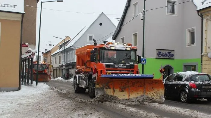 Bis zu 80 Zentimeter Schnee sollen bis Freitag Abend fallen