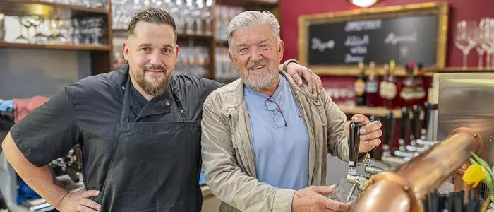 Robert Sellak tritt in die Fußstapfen seines Vaters Ralph und übernimmt das älteste Wirtshaus der Landeshauptstadt