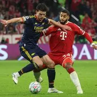 Declan Rice im Duell mit Ismael Saibari