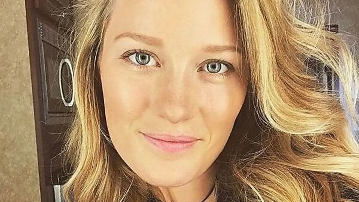 Ashley Hinshaw