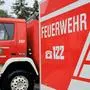 15.09.2024, Linz, AUT, Unterwegs in Oberösterreich, Symbolbild, Themenbild, Verschiedene Themenbilder, im Bild Feuerwehr, Linz, Ansfelden, Hochwasser, Dauerregen, Feuerwehreinsatz, 122, Dienstfahrzeug, Einsatzfahrzeug, *** 15 09 2024, Linz, AUT, On the road in Upper Austria, symbol picture, theme picture, various theme pictures, in the picture fire department, Linz, Ansfelden, flood, continuous rain, fire department operation, 122, service vehicle, emergency vehicle,