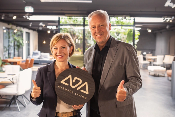 Bildergalerie starten | Chief Marketing Officer Margot Wisiak und Vorstand Gerhard Vorraber.