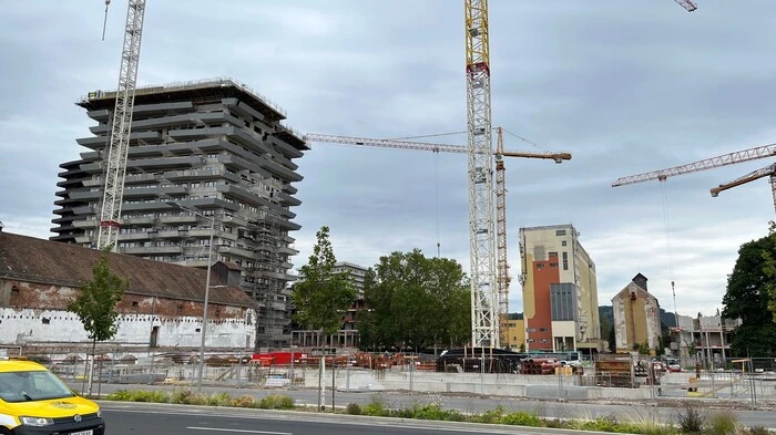 In Reininghaus dominieren noch die Baukräne.