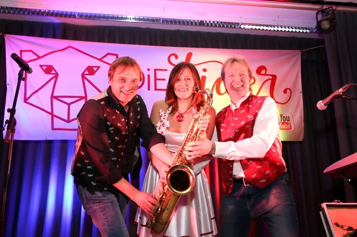 Für die optimale Tanzmusik sorgte das Trio „Die Tiger“. 