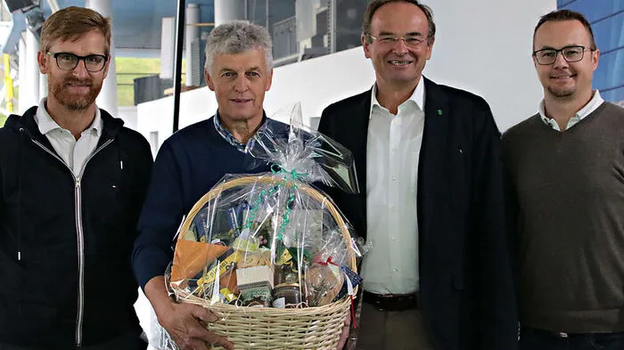 Peter Weichbold, Karl Royer, Planai-Geschäftsführer Georg Bliem und Sepp Anichhofer (von links)
