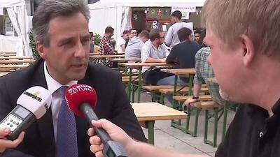 Der Grazer Bürgermeister Siegfried Nagl im Interview mit Kleine-TV