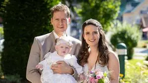 Gernot Huterer und Daniela Patak mit Tochter Sophia