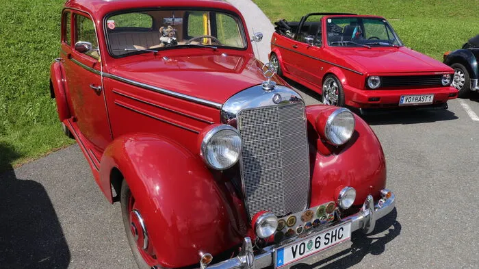 Perfektes Ausflugswetter, Sonne, somerliche Temperaturen und etwa 300 "Vehikel" waren die besten Voraussetzungen für das siebte Vehikeltreffen im Freizeitzentrum Stallhofen.