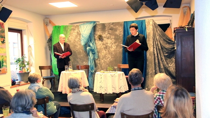 Die beiden Protagonisten lasen unter anderen Texte von Joachim Ringelnatz, Christian Morgenstern und Wilhelm Busch.