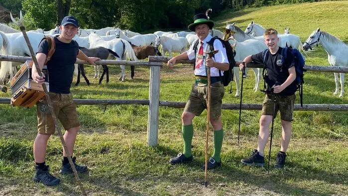 Auch entlang der Wanderstrecke wird musiziert
