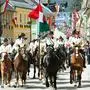 Der Ritt auf den Marktplatz zählt zu den Höhepunkten des Festes 