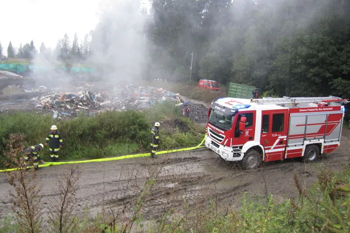 Zehn Feuerwehren standen im Einsatz,