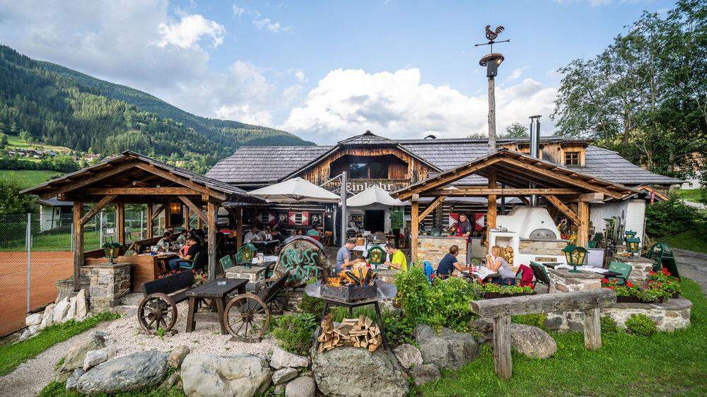 Unter den Kandidaten: Trattlers Einkehr in Bad Kleinkirchheim