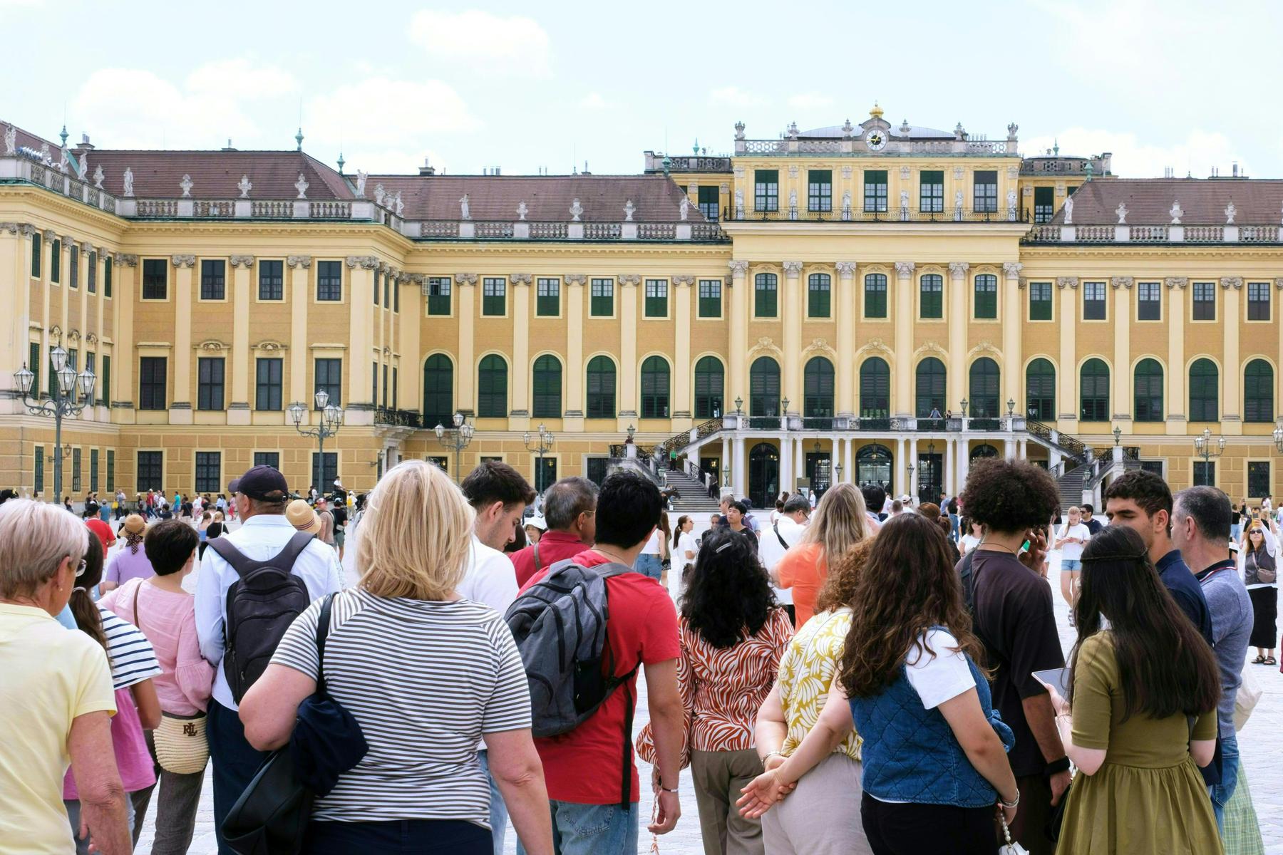 Tourismus: Nächtigungsrekord zur Halbzeit der Sommersaison in Österreich