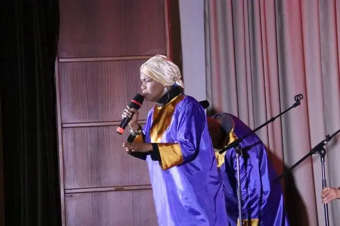 Mit den historischen Negro-Spirituals und Gospels präsentieren sie seit über 20 Jahren die afroamerikanische Kirchenmusik.