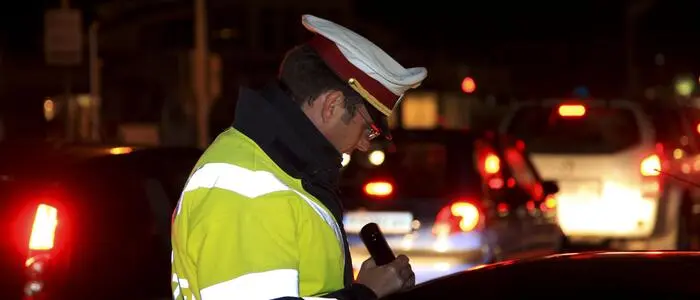 Die Polizei musste den schlafenden Alkolenker erst aufwecken