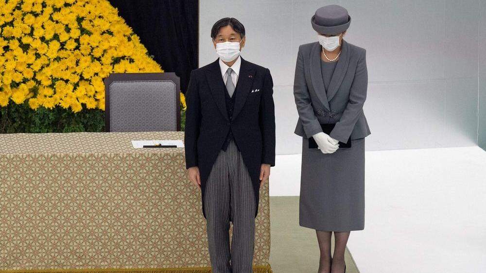 Kaiser Naruhito und seine Frau Masako 