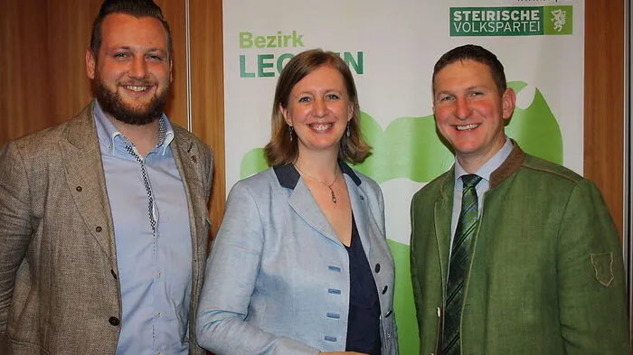Thomas Rauninger, Landesrätin Barbara Eibinger-Miedl und Andreas Kühberger (v. l.)