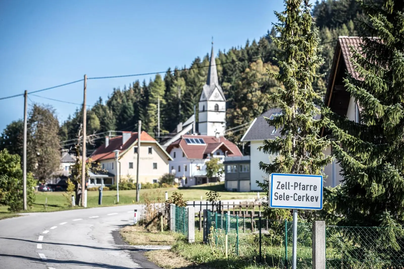 ortseinfahrt zell pfarre