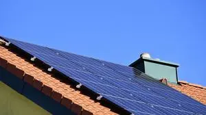 PV-Flächen auf Dächern reichen nicht aus, mahnt Städtebund-Obmann Albel